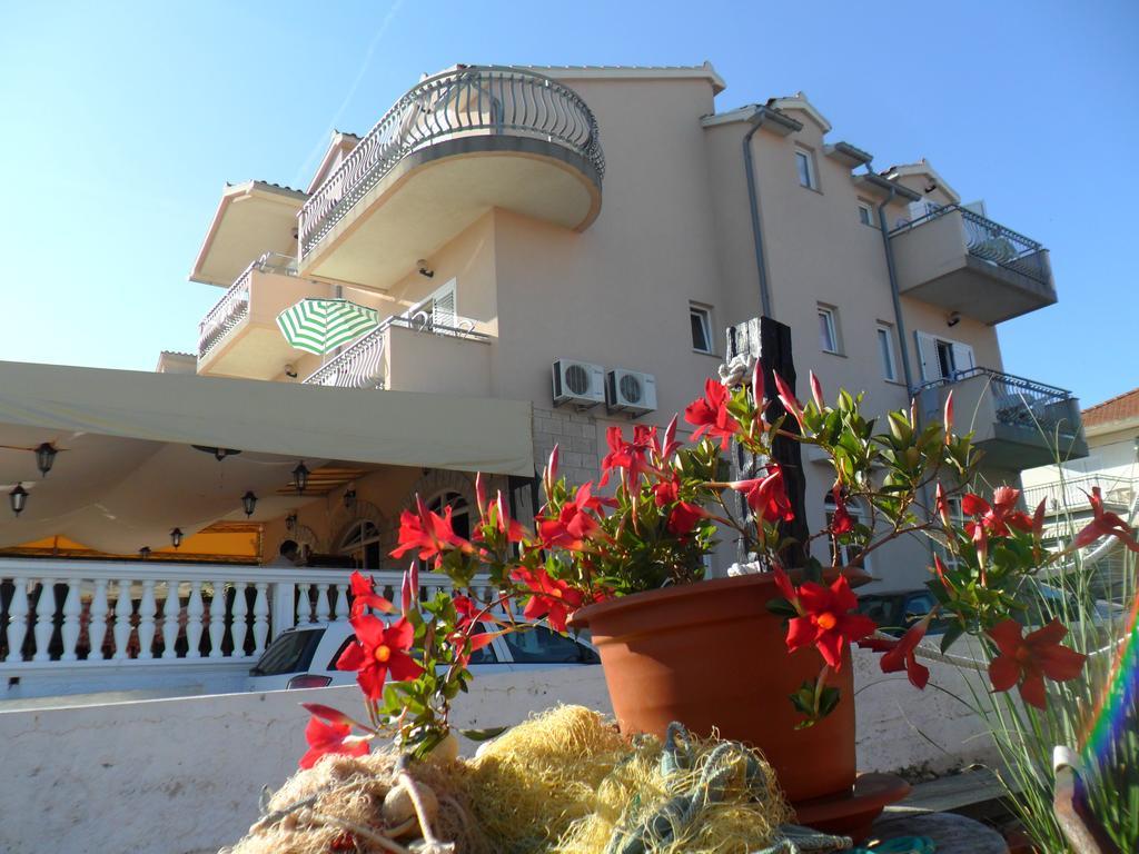 Apartments & Room Marina View Водице Екстер'єр фото