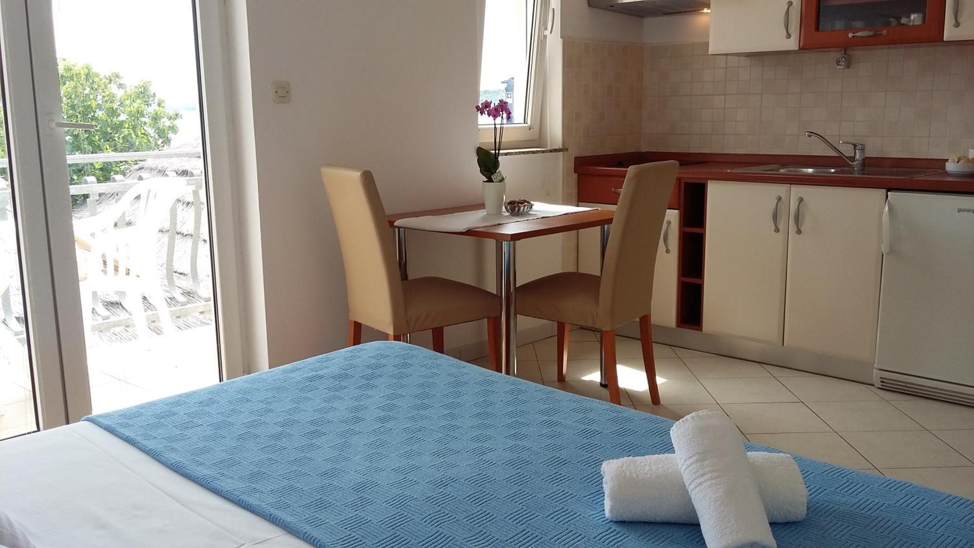 Apartments & Room Marina View Водице Екстер'єр фото