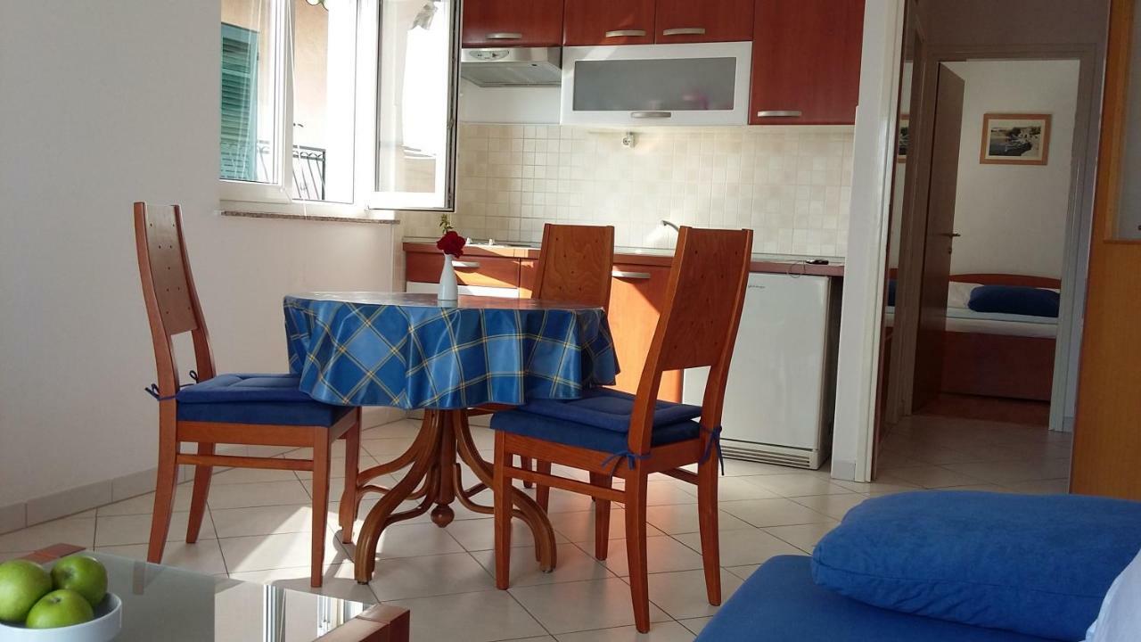 Apartments & Room Marina View Водице Екстер'єр фото